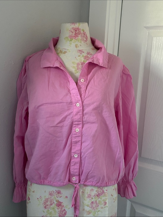 XiRENA Tops - XiRENA Light Pink Button-Front Shirt with Drawstring Hem
